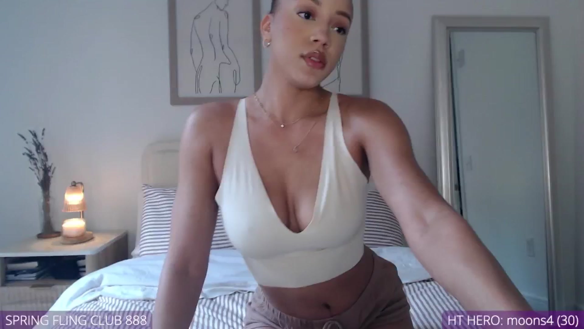 Gallery image thumbnail from AvaBanks's myfreecams stream on, 04/28/2025, 20:47 image 2 of 20