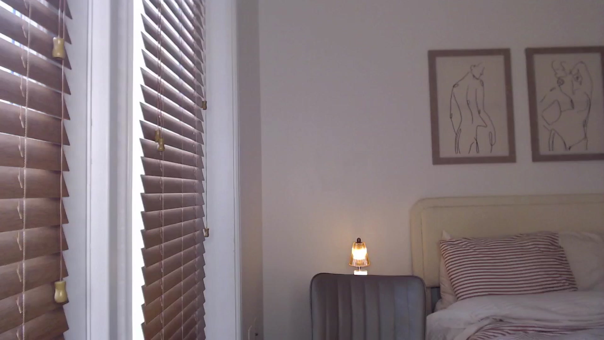 Gallery image thumbnail from AvaBanks's myfreecams stream on, 07/24/2025, 23:35 image 15 of 20