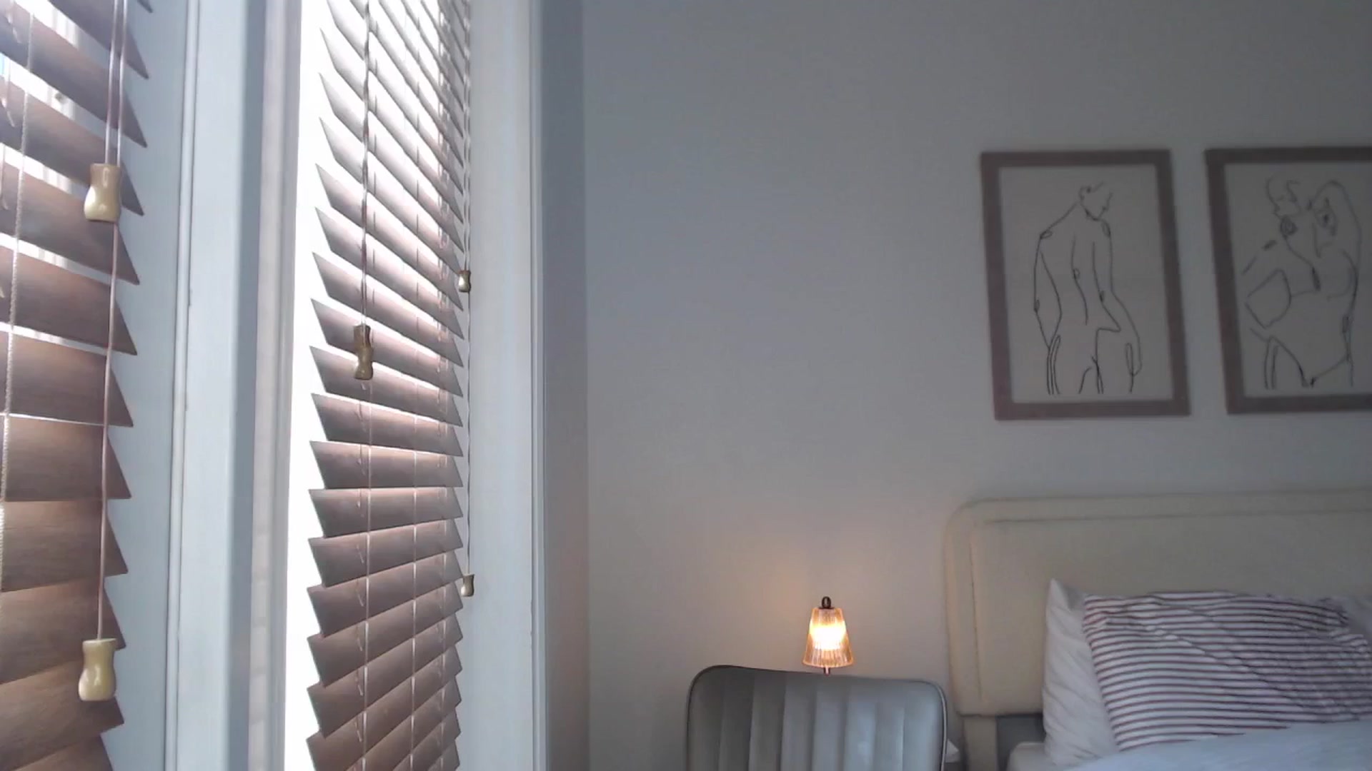 Gallery image thumbnail from AvaBanks's myfreecams stream on, 07/25/2025, 17:08 image 14 of 20