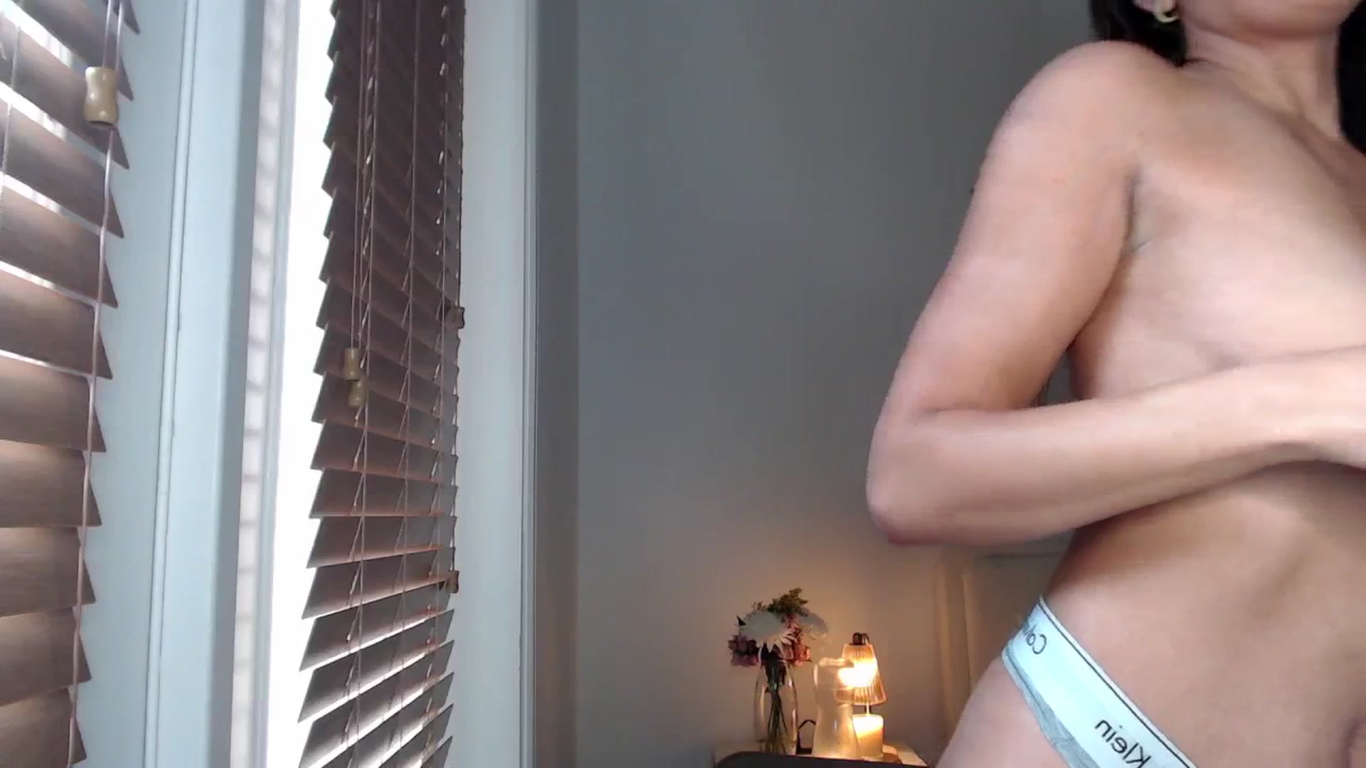 Gallery image thumbnail from AvaBanks's myfreecams stream on, 08/22/2025, 23:34 image 20 of 20