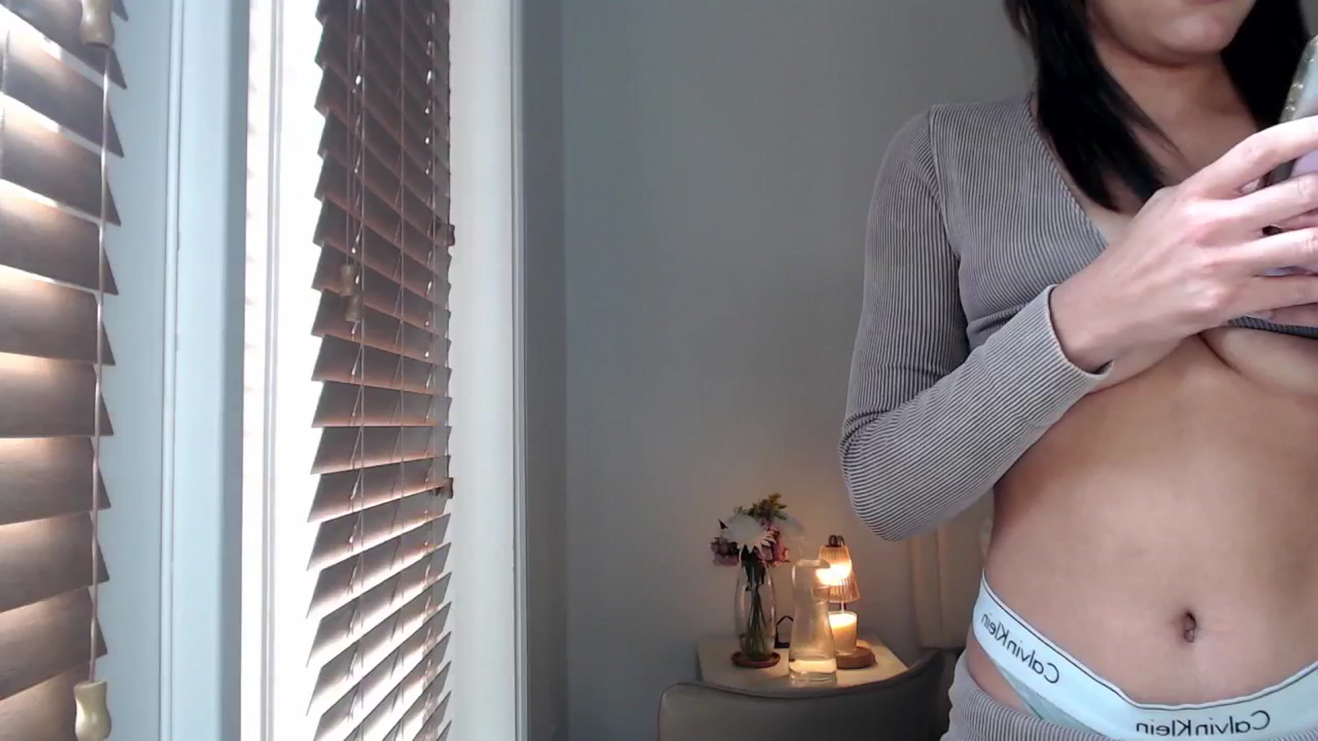 Gallery image thumbnail from AvaBanks's myfreecams stream on, 08/22/2025, 23:34 image 11 of 20
