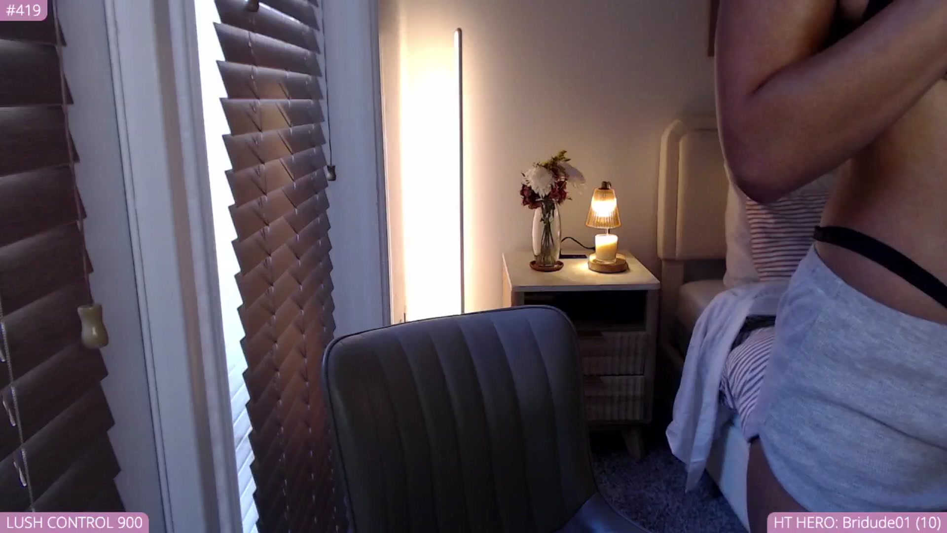 Gallery image thumbnail from AvaBanks's myfreecams stream on, 08/27/2025, 15:03 image 9 of 20