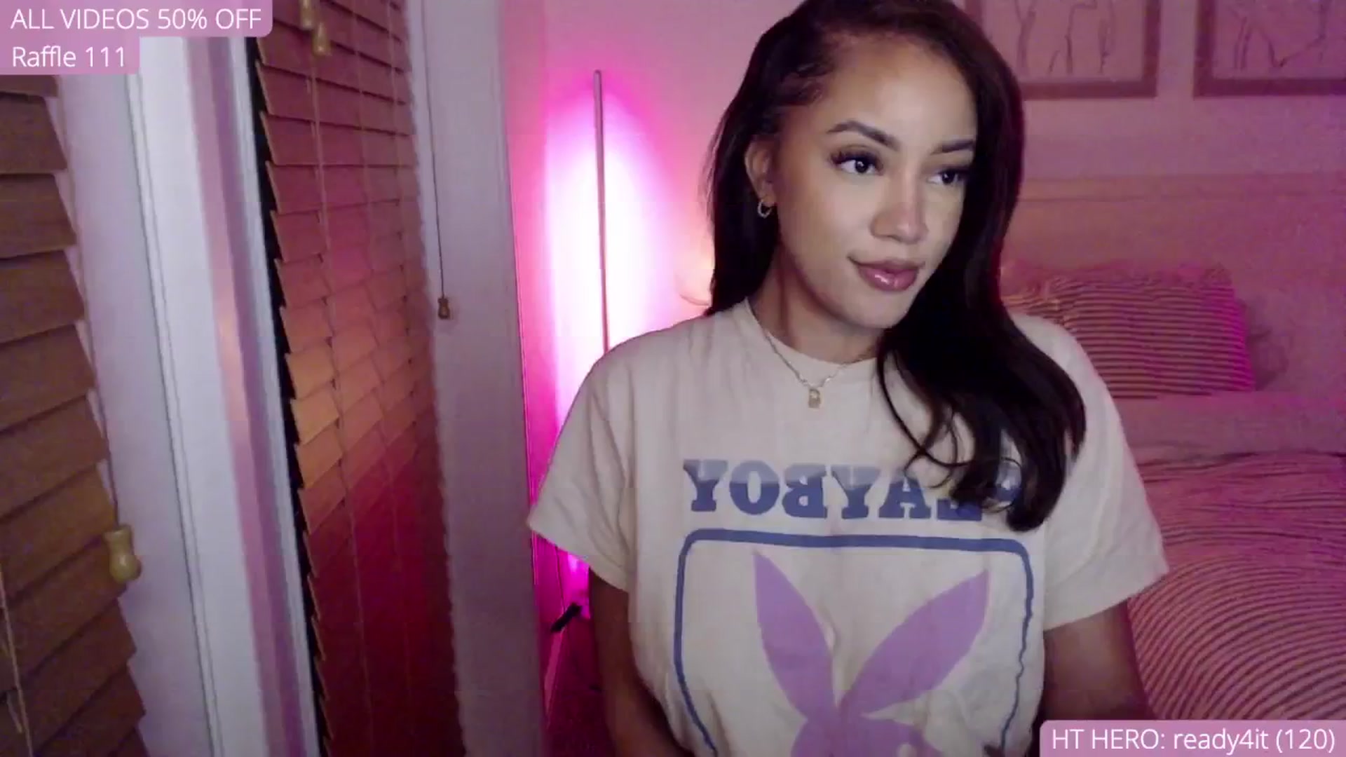 Gallery image thumbnail from AvaBanks's myfreecams stream on, 09/11/2025, 03:00 image 2 of 20