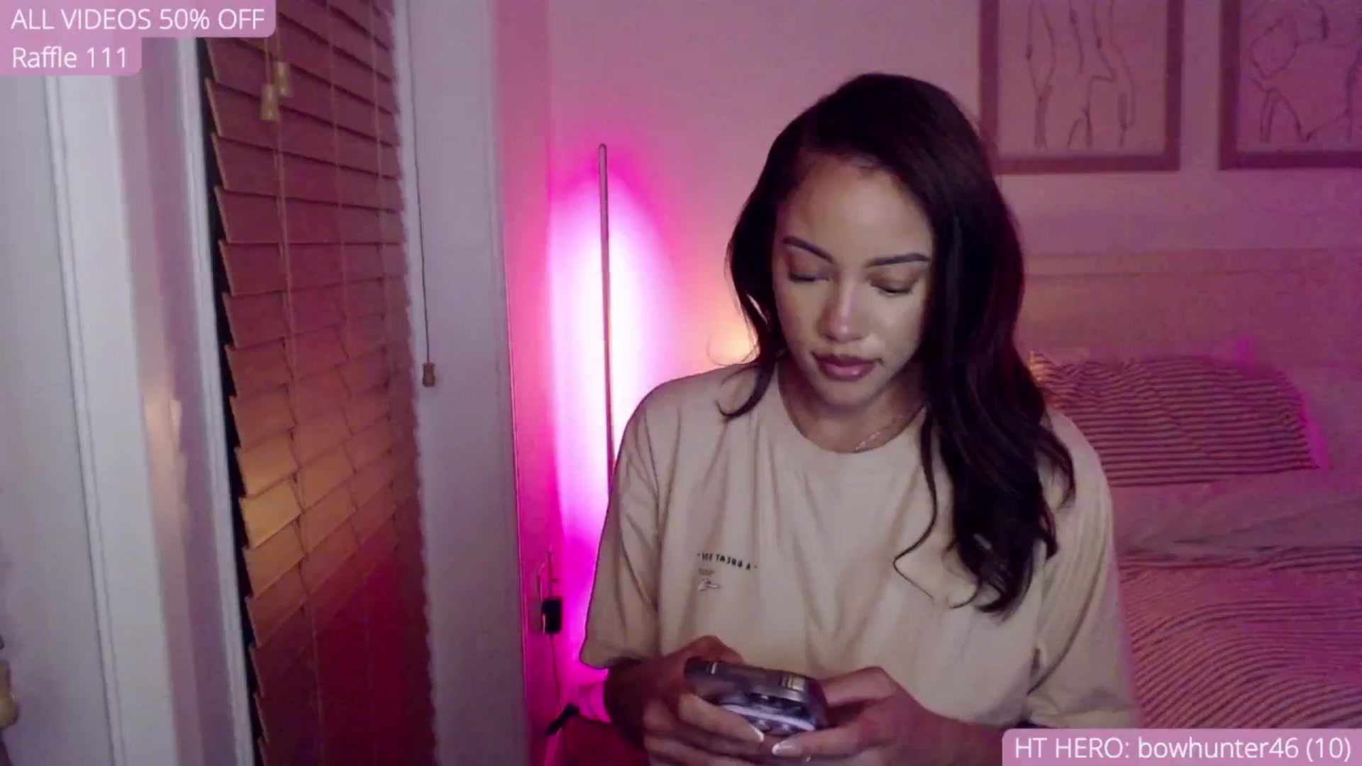 Gallery image thumbnail from AvaBanks's myfreecams stream on, 09/12/2025, 02:28 image 5 of 20
