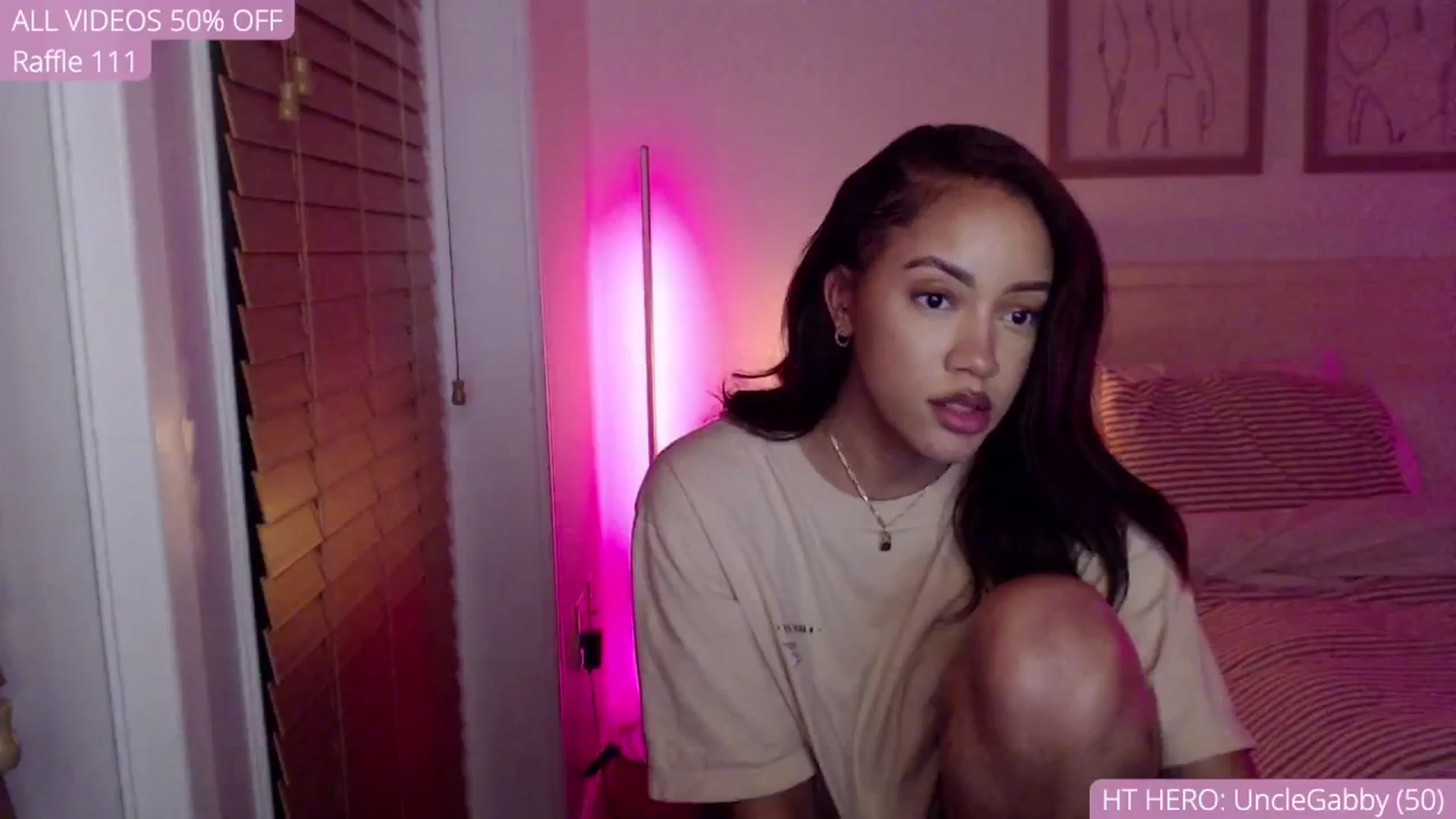 Gallery image thumbnail from AvaBanks's myfreecams stream on, 09/12/2025, 03:30 image 2 of 20