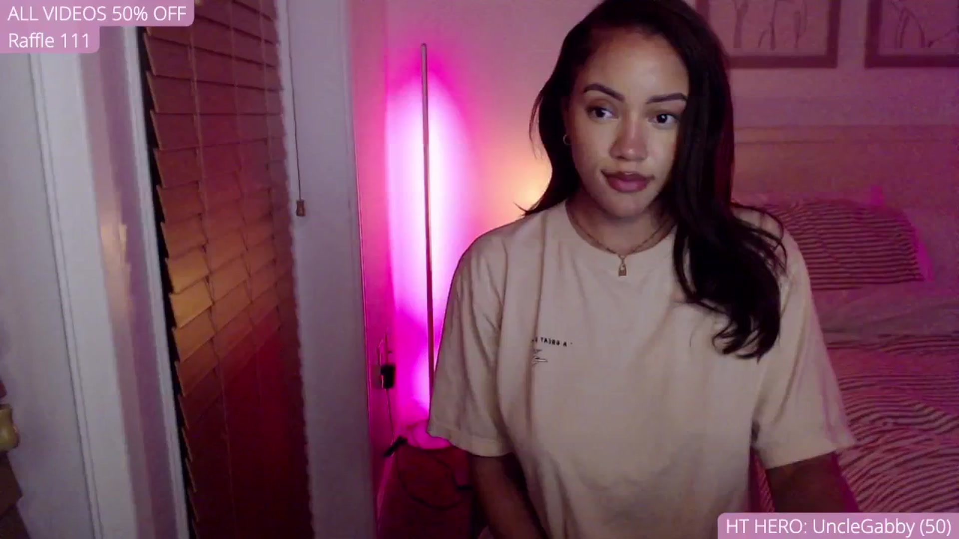 Gallery image thumbnail from AvaBanks's myfreecams stream on, 09/12/2025, 03:30 image 18 of 20