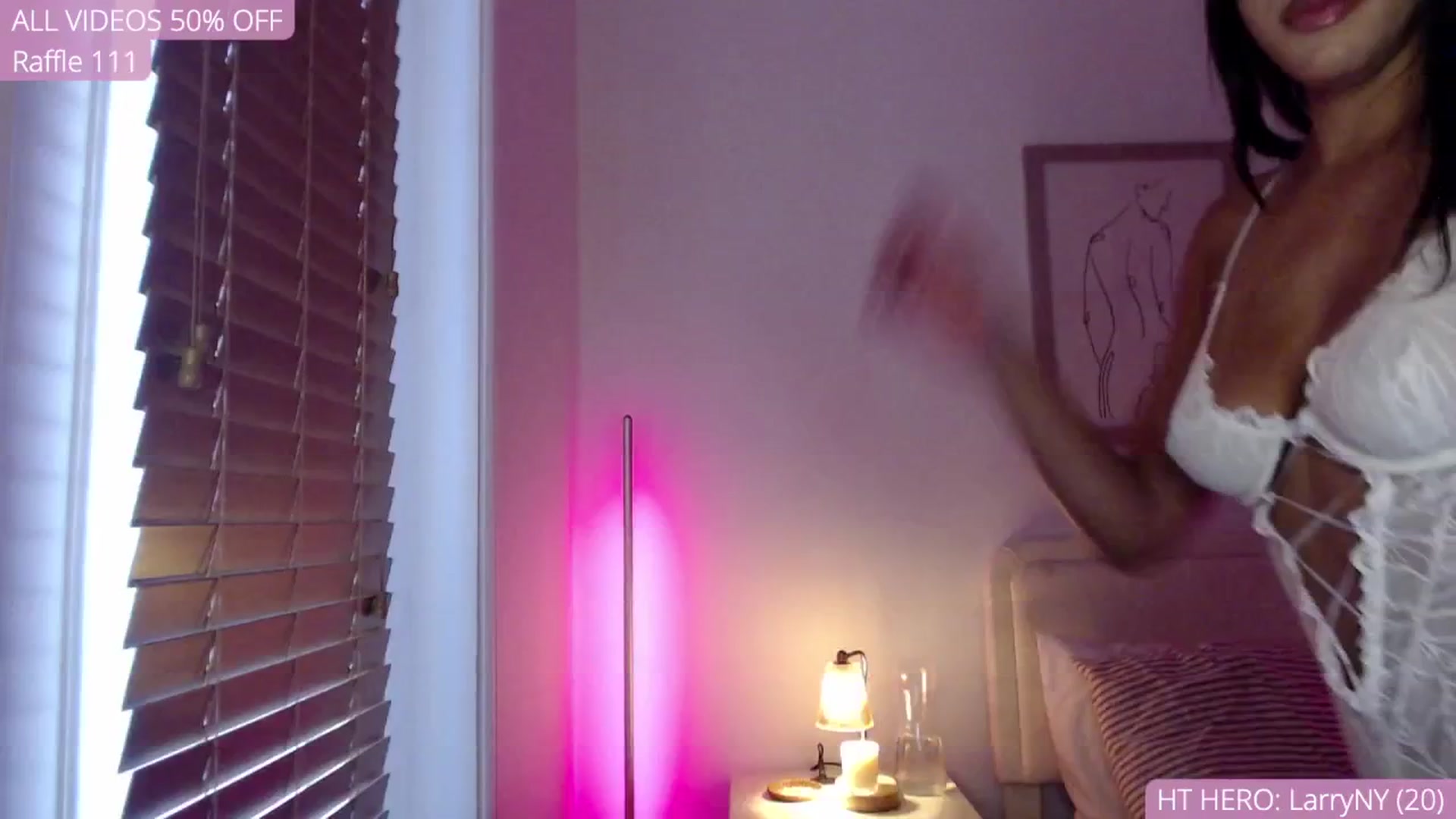 Gallery image thumbnail from AvaBanks's myfreecams stream on, 09/27/2025, 23:38 image 9 of 20