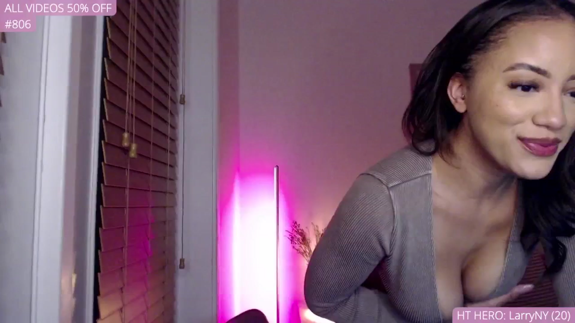 Gallery image thumbnail from AvaBanks's myfreecams stream on, 10/30/2025, 02:06 image 10 of 20