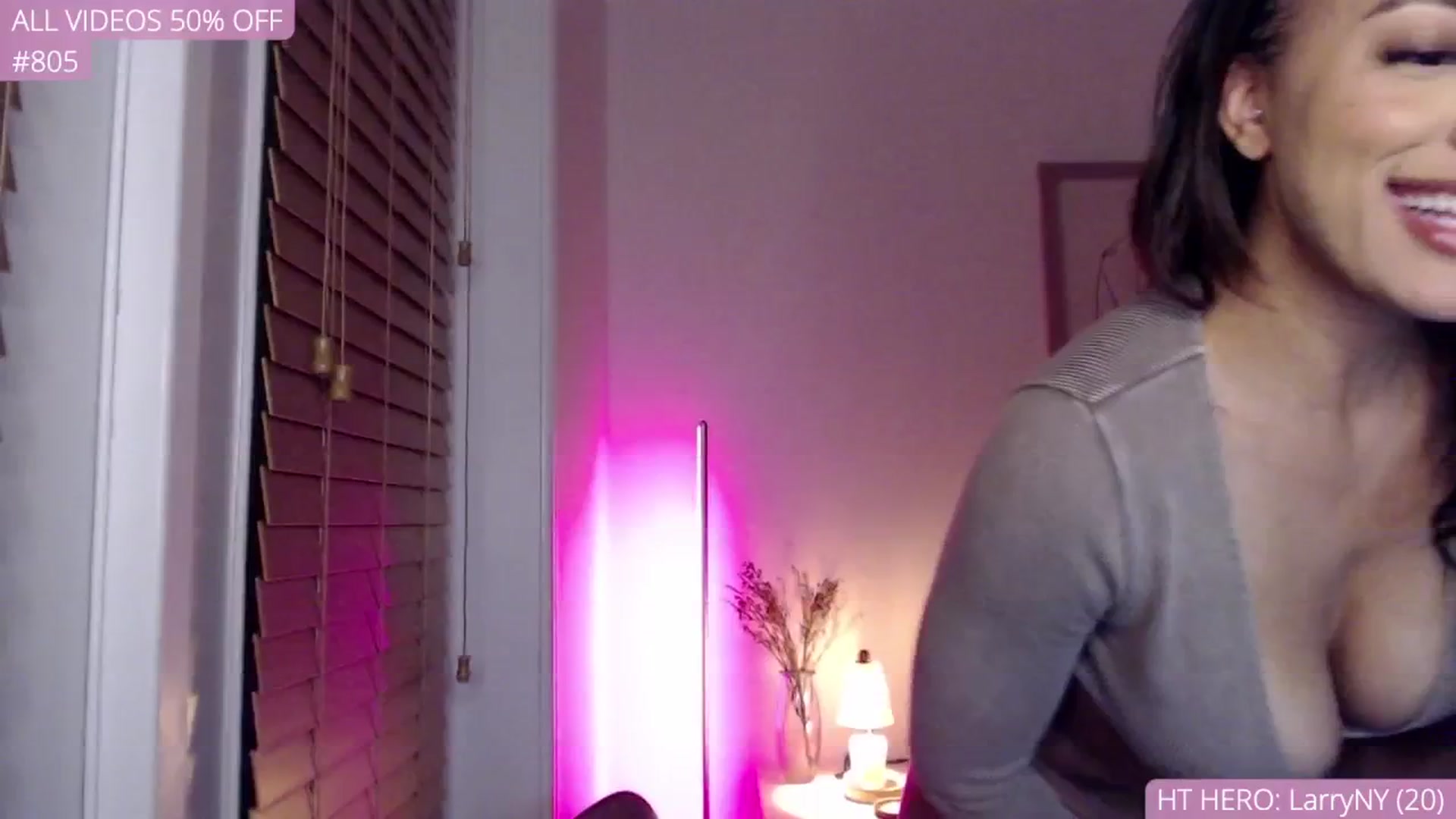 Gallery image thumbnail from AvaBanks's myfreecams stream on, 10/30/2025, 02:06 image 11 of 20