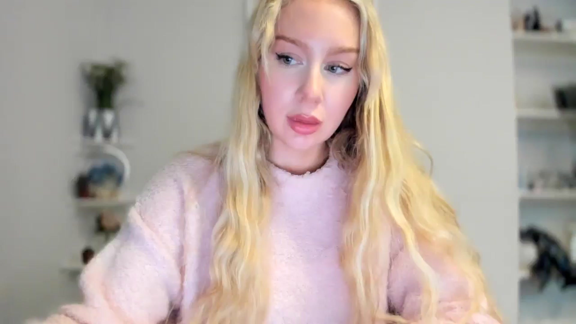 Gallery image thumbnail from AvaCutie's myfreecams stream on, 03/21/2026, 21:59 image 1 of 20