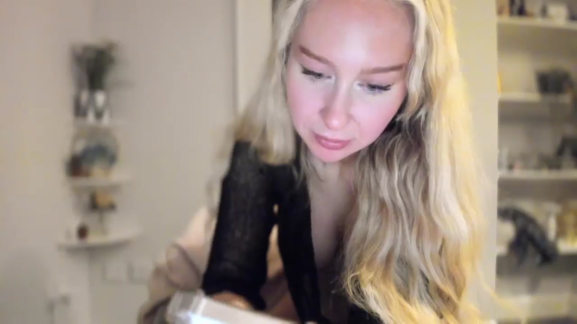 Gallery image thumbnail from AvaCutie's myfreecams stream on, 03/21/2026, 21:59 image 17 of 20