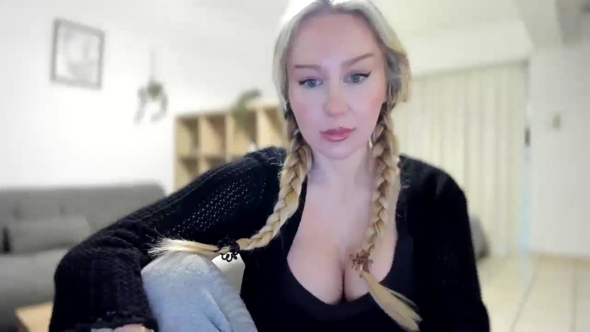 Gallery image thumbnail from AvaCutie's myfreecams stream on, 03/28/2026, 15:26 image 10 of 20