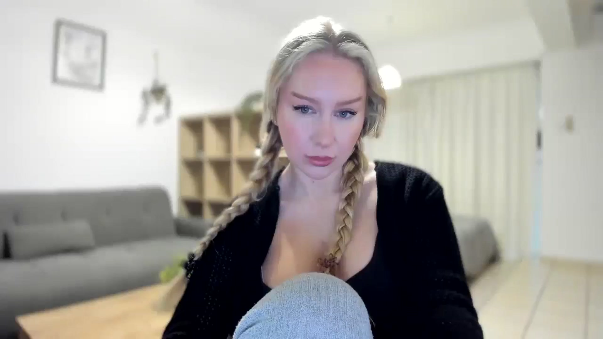 Gallery image thumbnail from AvaCutie's myfreecams stream on, 03/28/2026, 15:26 image 11 of 20