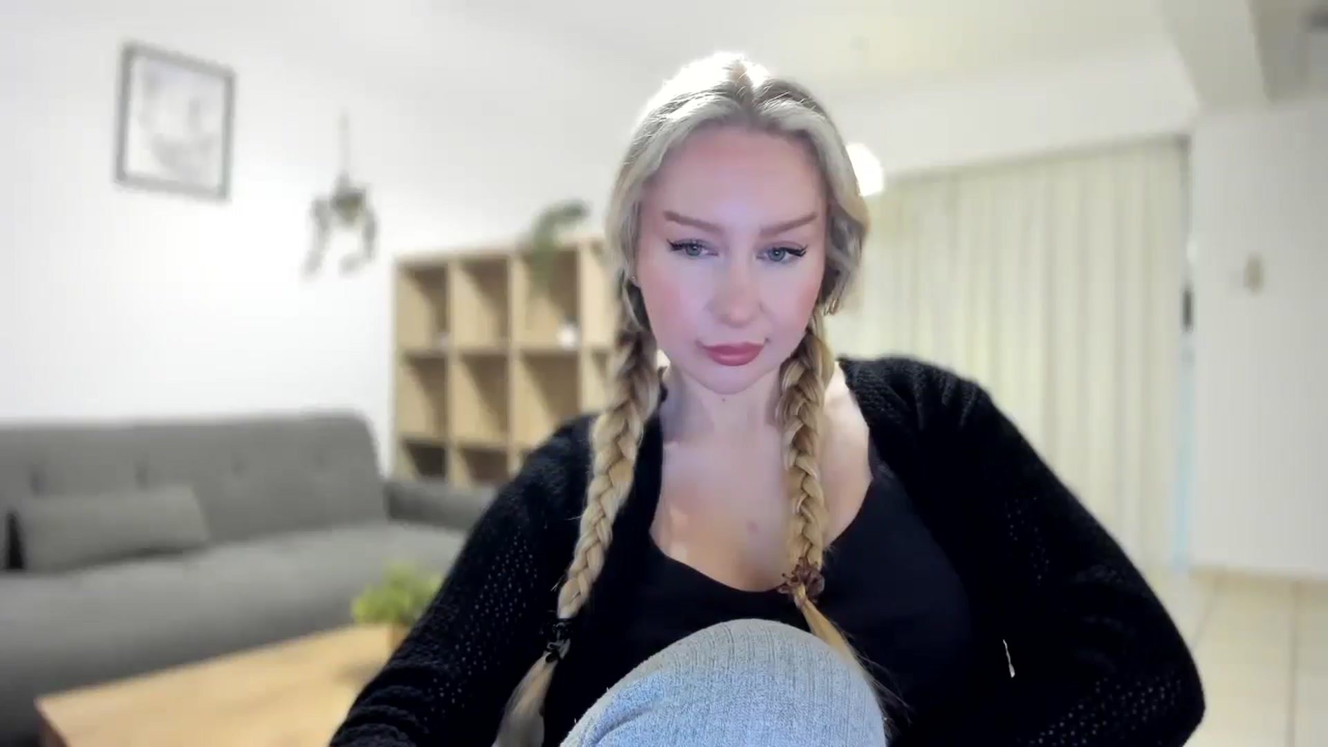 Gallery image thumbnail from AvaCutie's myfreecams stream on, 03/28/2026, 15:26 image 15 of 20