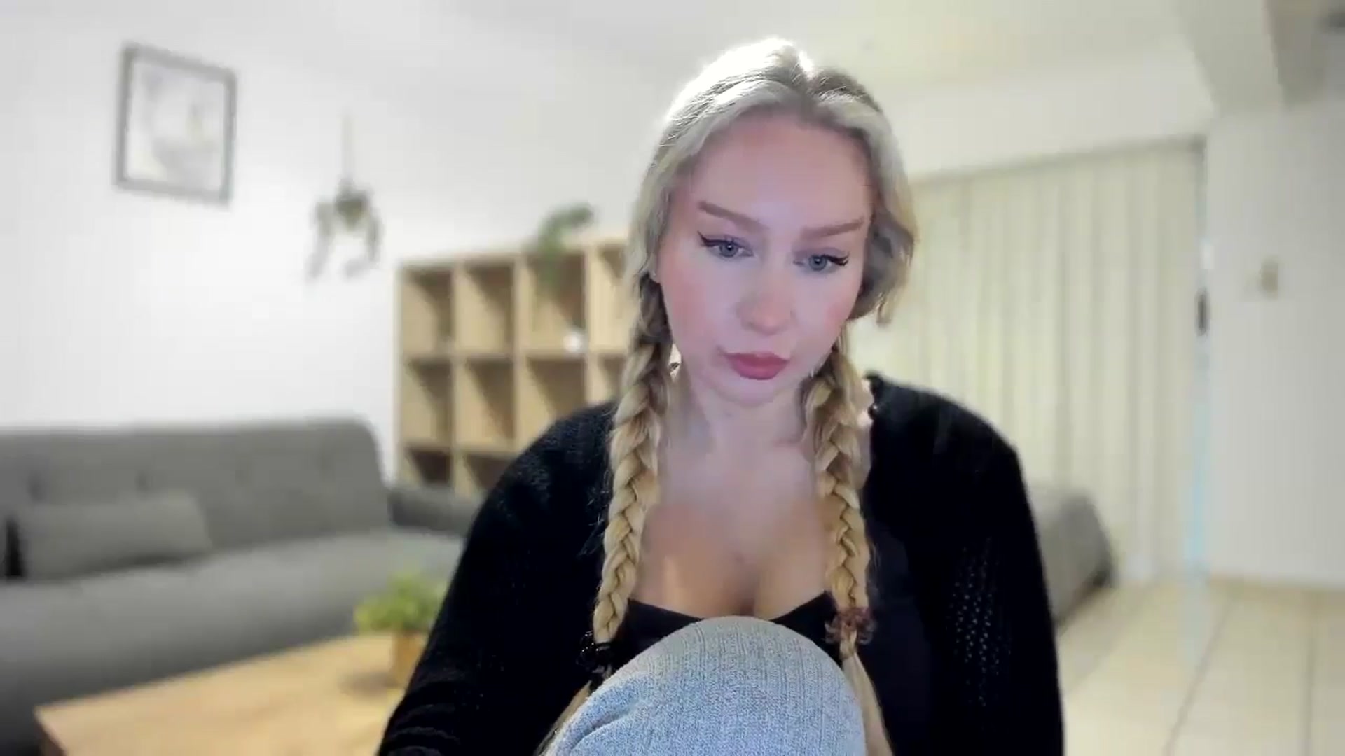 Gallery image thumbnail from AvaCutie's myfreecams stream on, 03/28/2026, 15:26 image 13 of 20