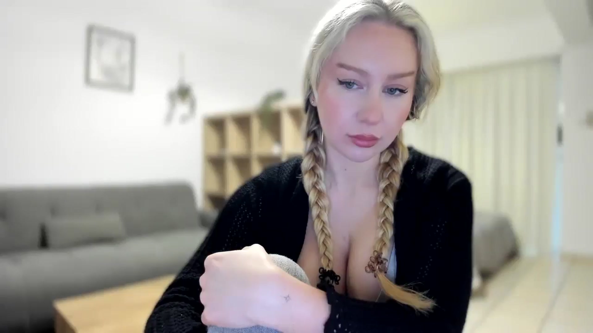 Gallery image thumbnail from AvaCutie's myfreecams stream on, 03/28/2026, 15:26 image 1 of 20
