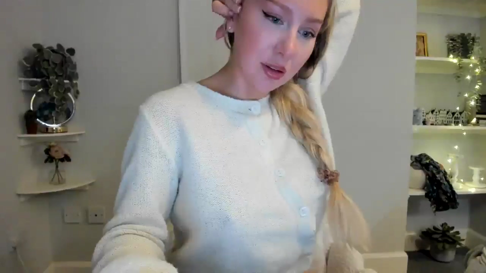 Gallery image thumbnail from AvaCutie's myfreecams stream on, 04/08/2026, 22:48 image 5 of 20