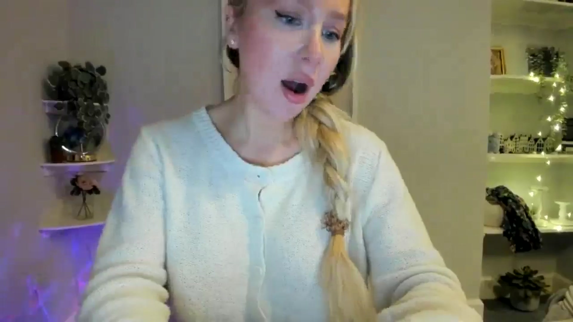 Gallery image thumbnail from AvaCutie's myfreecams stream on, 04/08/2026, 22:48 image 11 of 20
