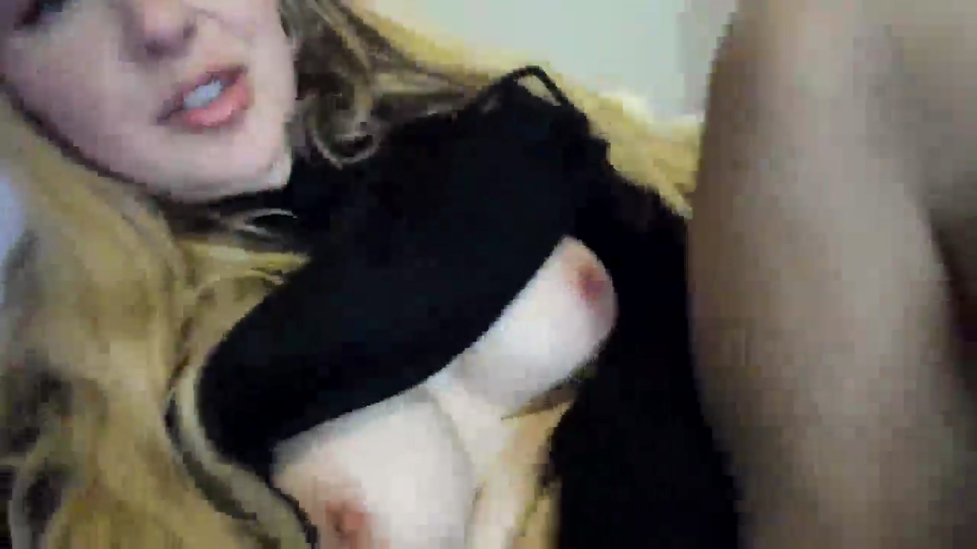 Gallery image thumbnail from AvaCutie's myfreecams stream on, 04/12/2026, 20:00 image 10 of 20