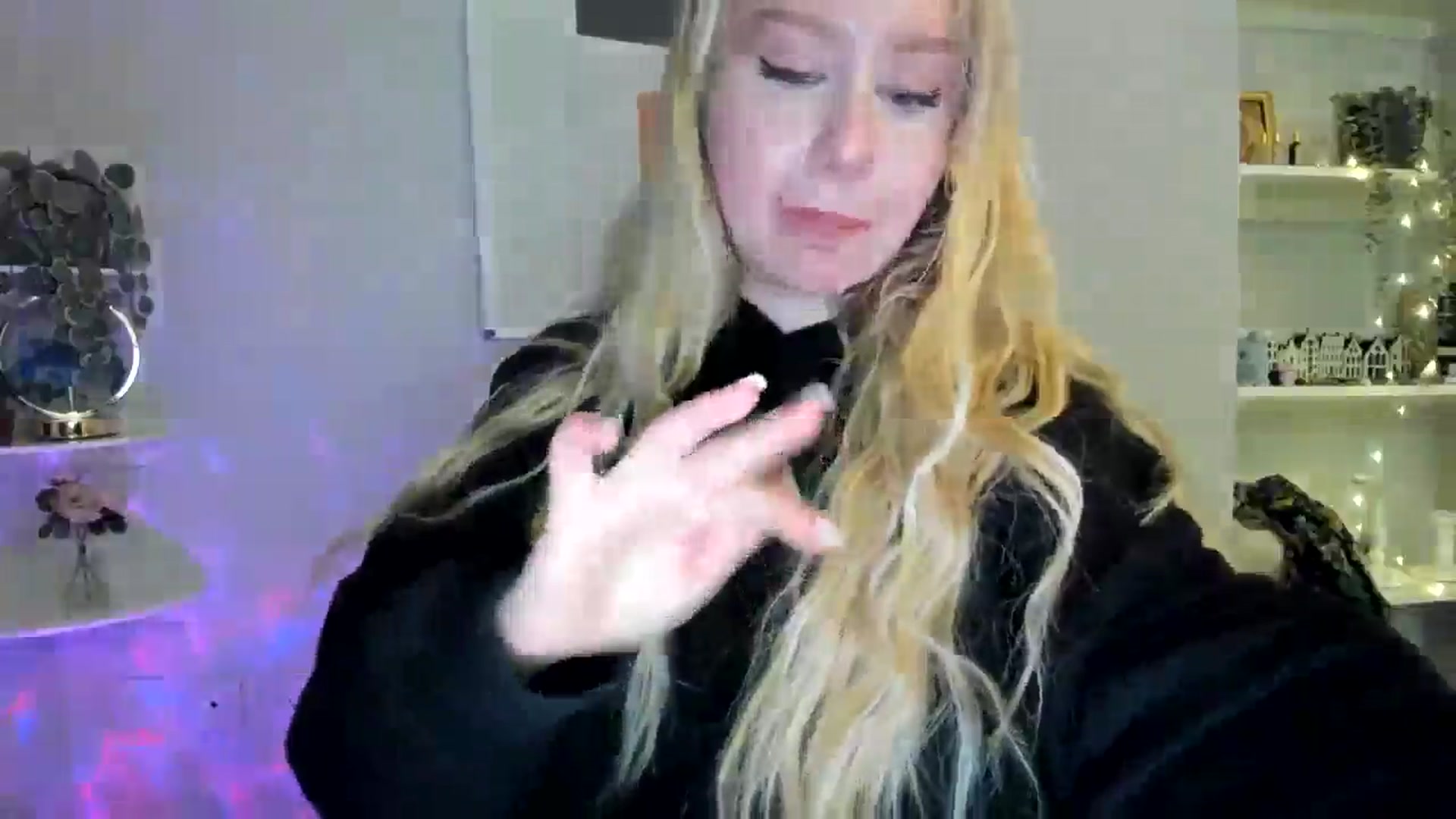 Gallery image thumbnail from AvaCutie's myfreecams stream on, 04/12/2026, 20:00 image 2 of 20