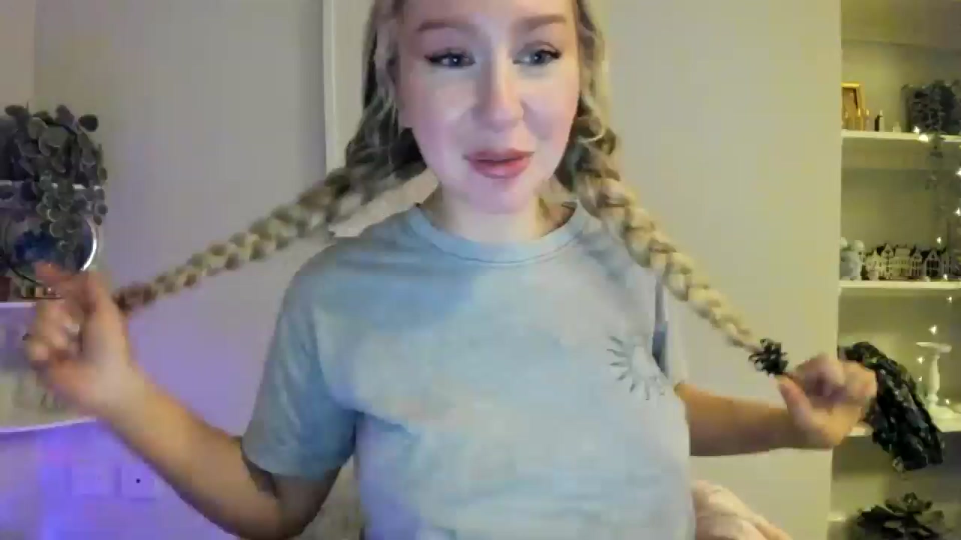 Gallery image thumbnail from AvaCutie's myfreecams stream on, 04/15/2026, 20:59 image 1 of 20