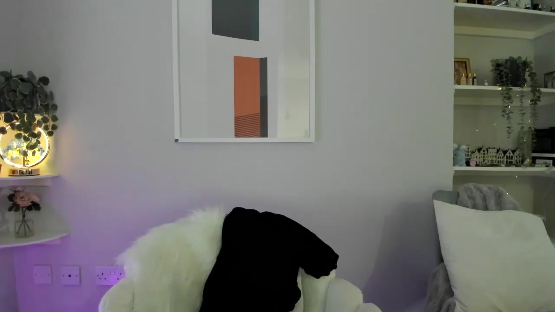 Gallery image thumbnail from AvaCutie's myfreecams stream on, 04/18/2026, 15:35 image 9 of 20