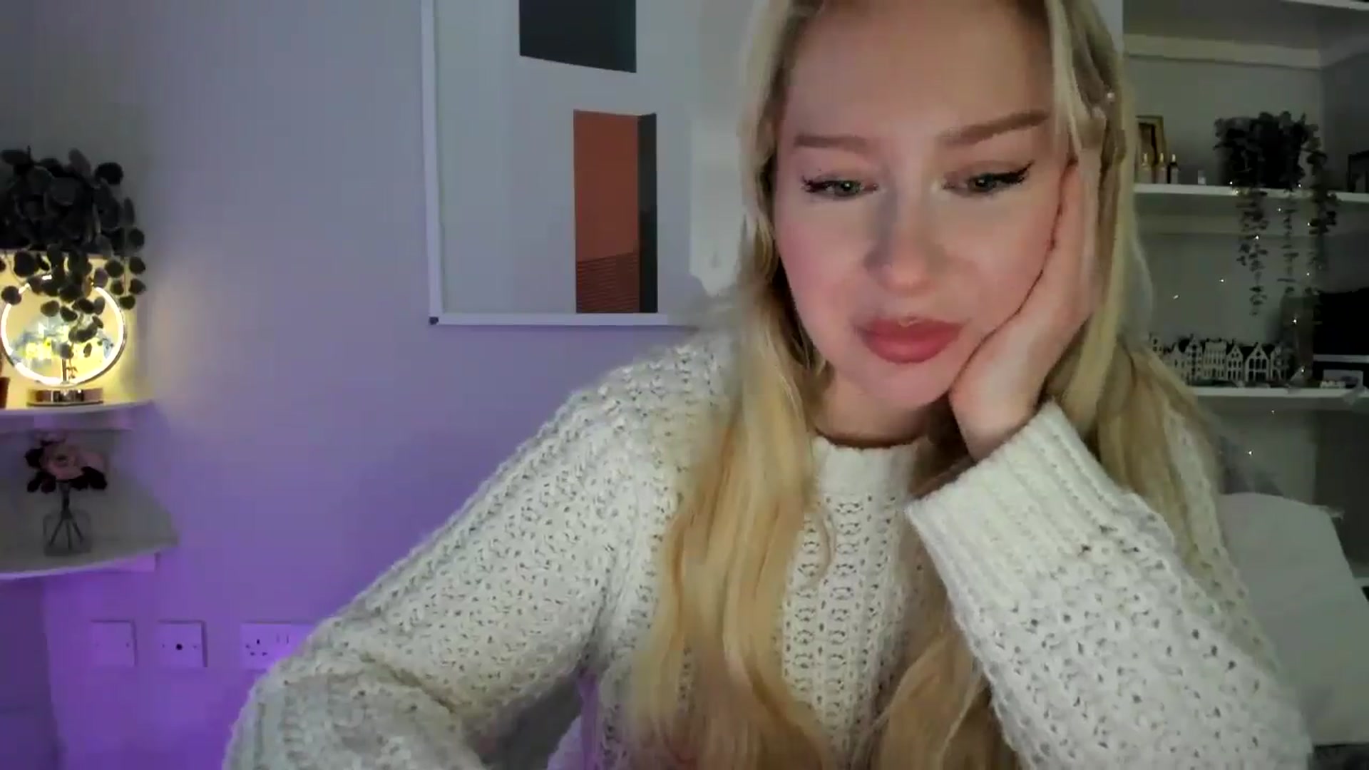 Gallery image thumbnail from AvaCutie's myfreecams stream on, 04/18/2026, 17:10 image 7 of 20