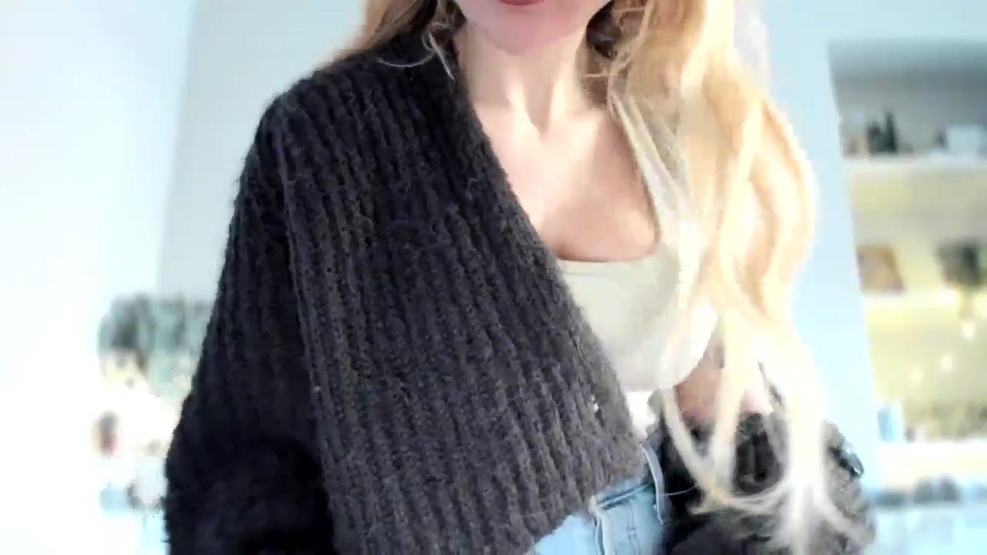 Gallery image thumbnail from AvaCutie's myfreecams stream on, 04/19/2026, 09:05 image 14 of 20
