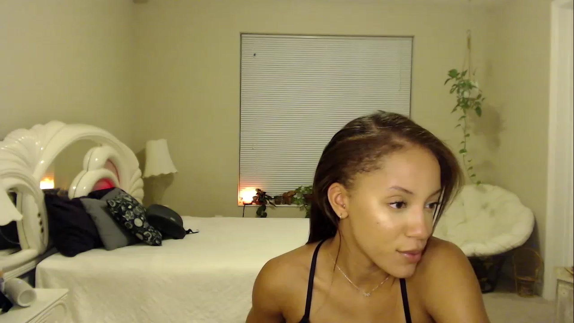 Gallery image thumbnail from AvaDollxo's myfreecams stream on, 11/02/2023, 06:02 image 10 of 20