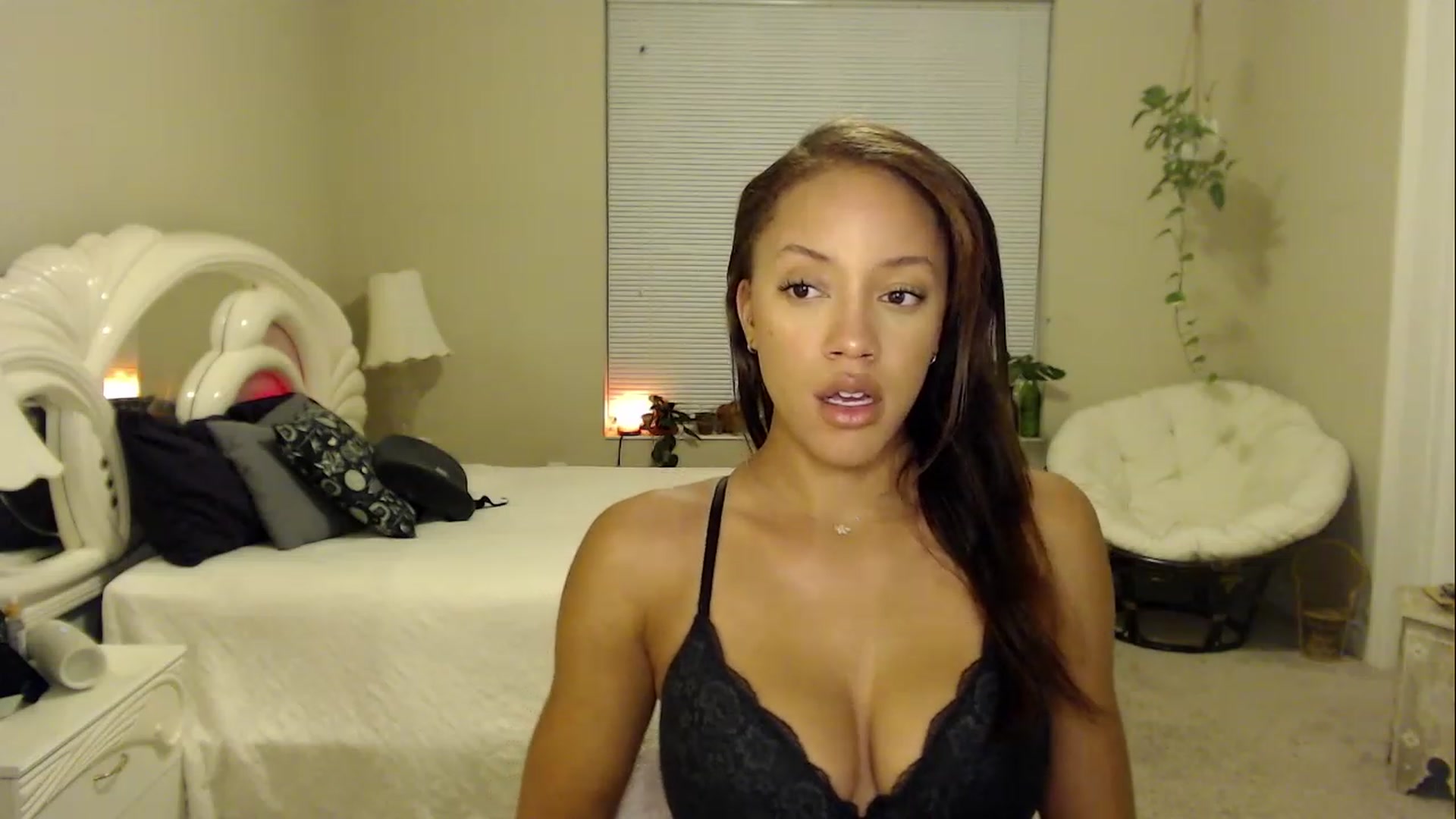 Gallery image thumbnail from AvaDollxo's myfreecams stream on, 11/02/2023, 06:02 image 19 of 20