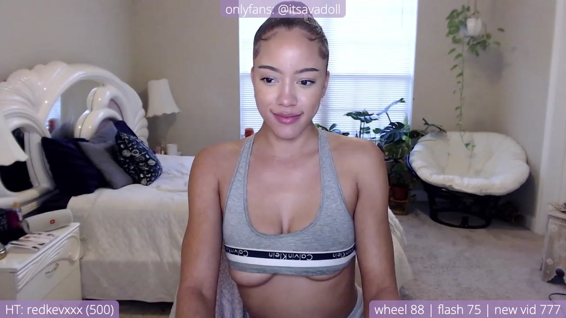 Gallery image thumbnail from AvaDollxo's myfreecams stream on, 12/12/2023, 22:28 image 13 of 20
