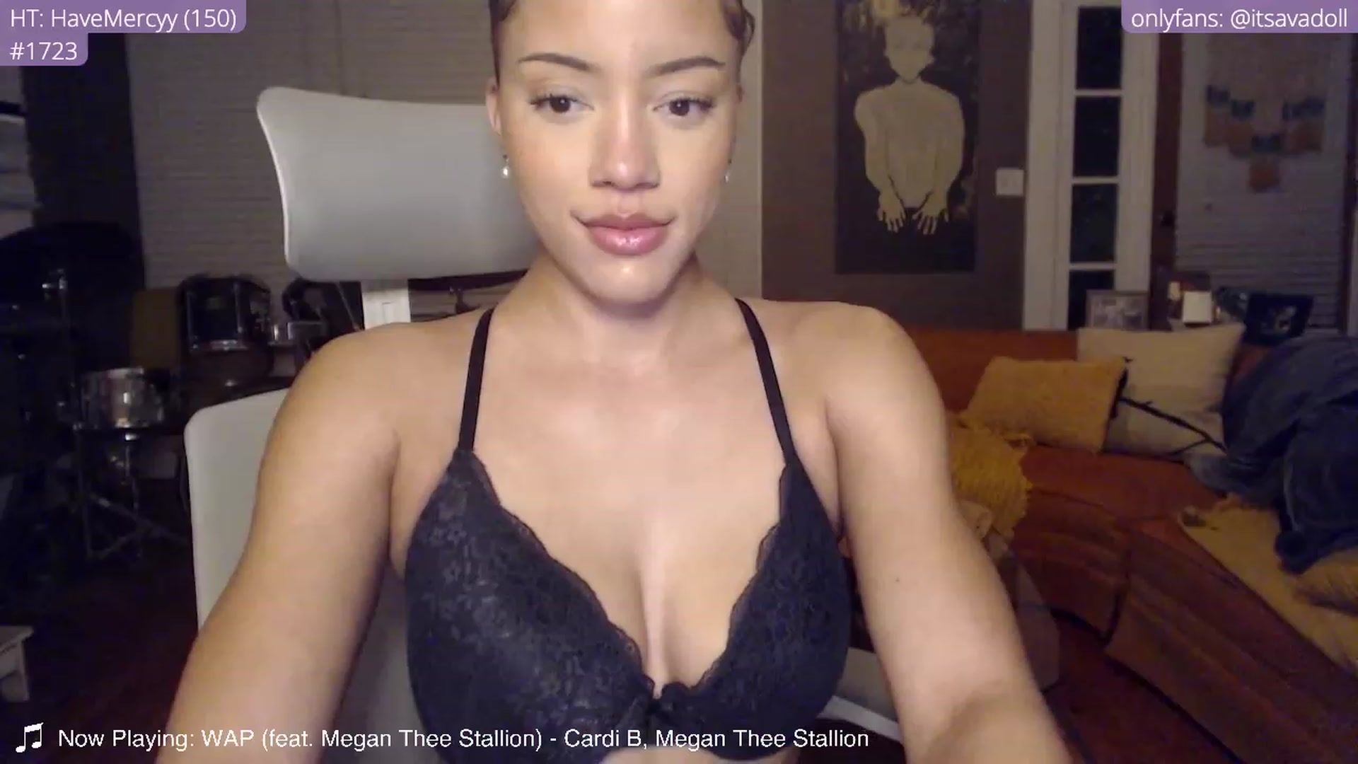 Gallery image thumbnail from AvaDollxo's myfreecams stream on, 01/23/2024, 03:09 image 3 of 20