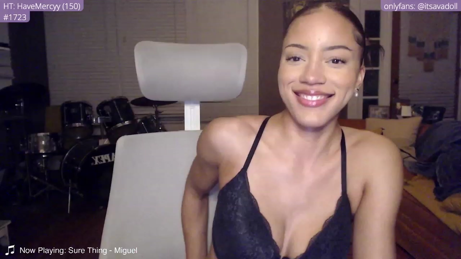 Gallery image thumbnail from AvaDollxo's myfreecams stream on, 01/23/2024, 03:09 image 4 of 20