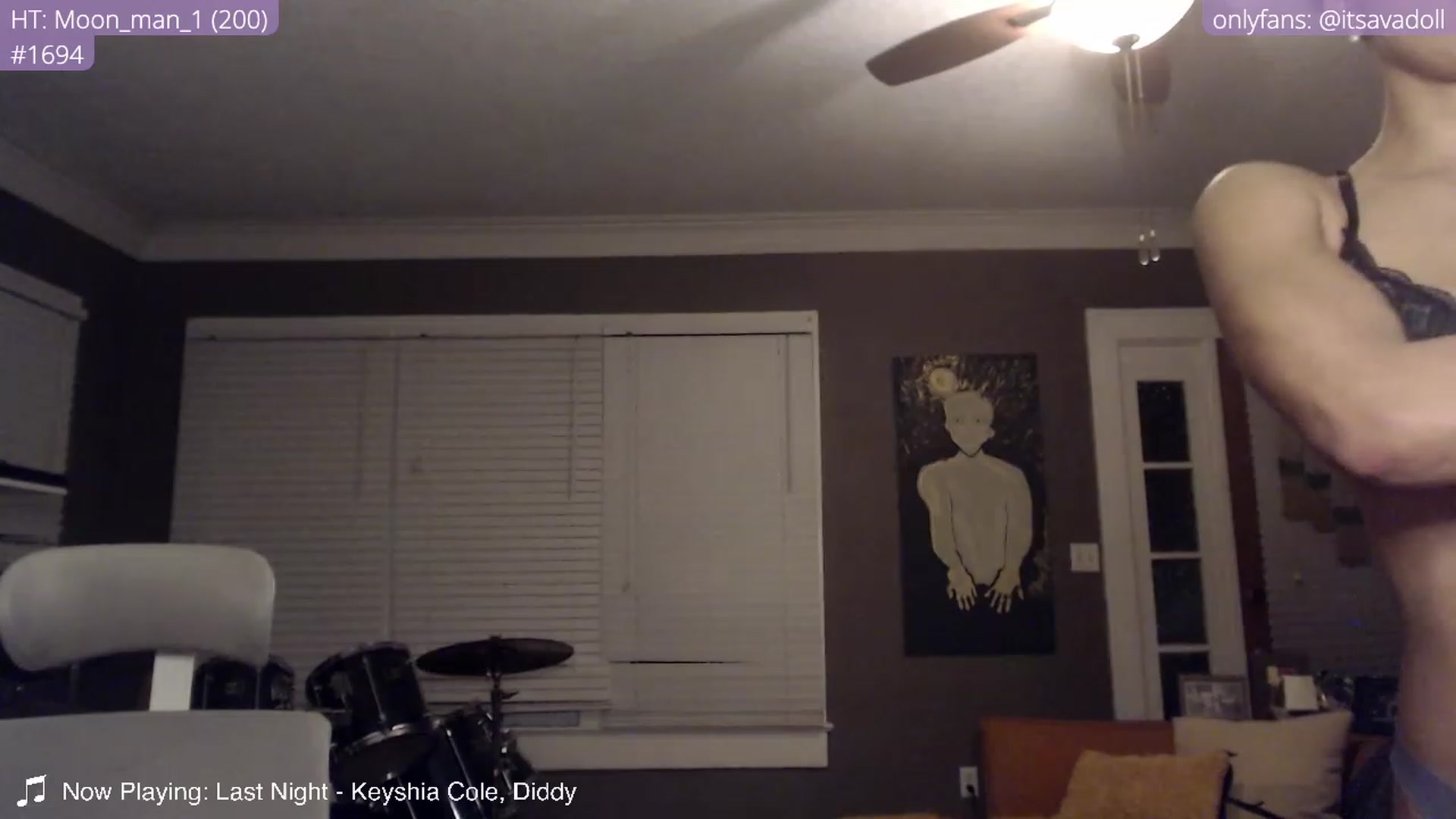 Gallery image thumbnail from AvaDollxo's myfreecams stream on, 01/23/2024, 04:20 image 14 of 20