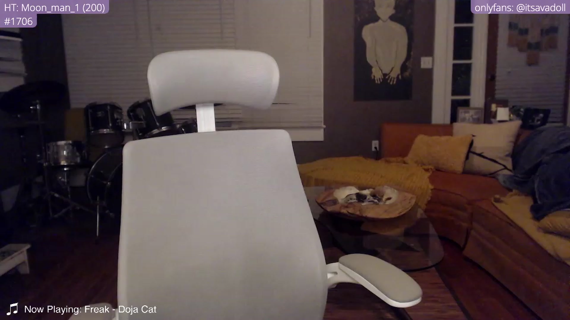 Gallery image thumbnail from AvaDollxo's myfreecams stream on, 01/23/2024, 04:20 image 1 of 20