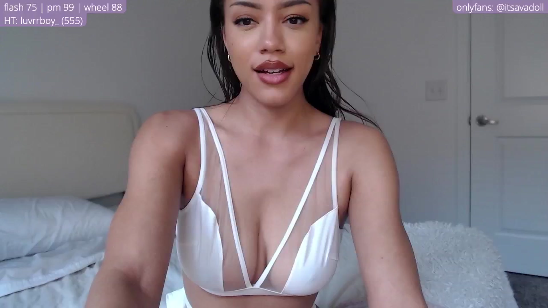 Gallery image thumbnail from AvaDollxo's myfreecams stream on, 04/18/2024, 20:24 image 18 of 20
