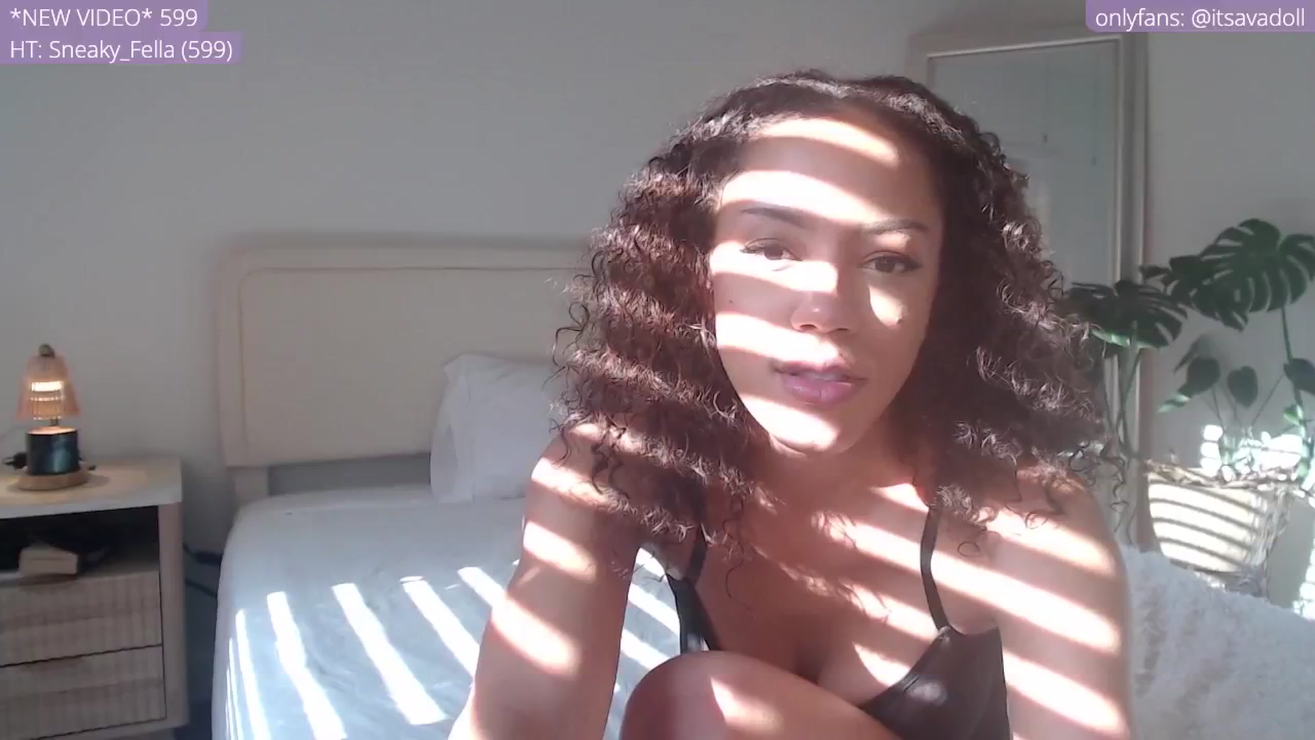 Gallery image thumbnail from AvaDollxo's myfreecams stream on, 05/03/2024, 23:12 image 15 of 20
