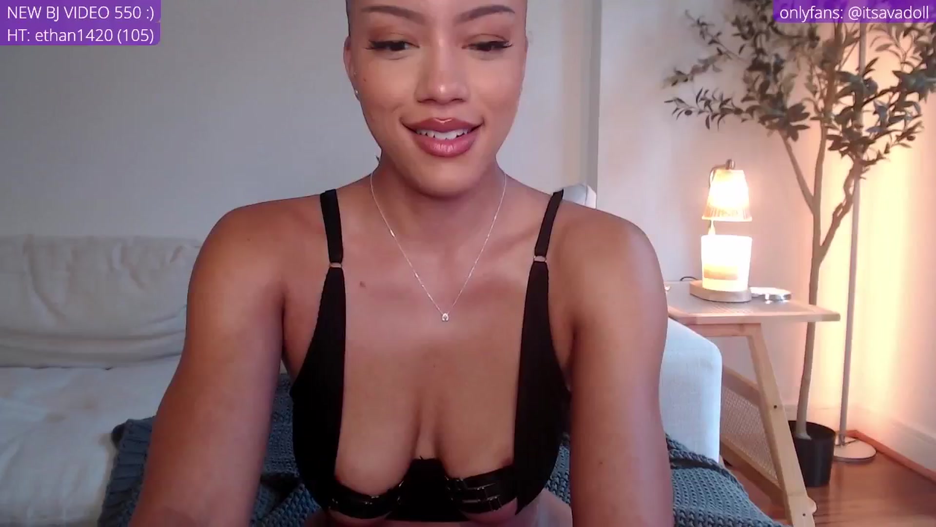 Gallery image thumbnail from AvaDollxo's myfreecams stream on, 05/23/2024, 21:02 image 9 of 20
