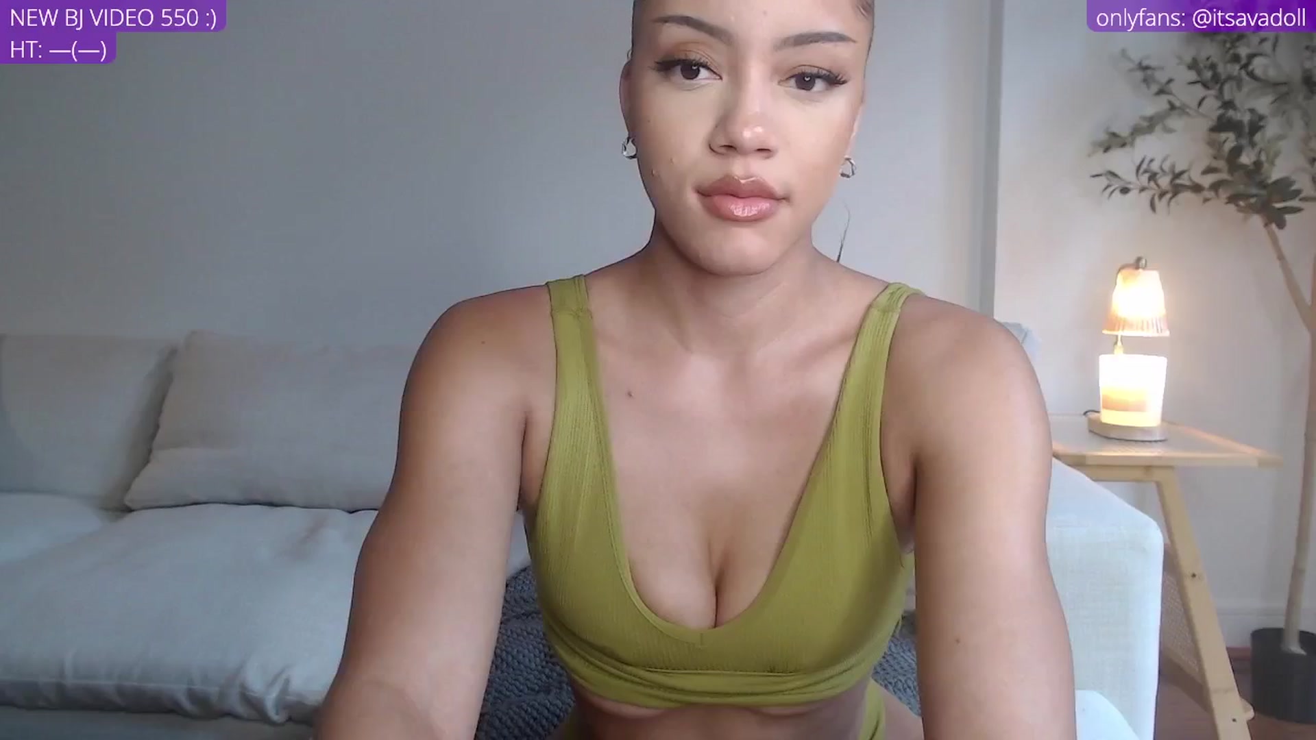 Gallery image thumbnail from AvaDollxo's myfreecams stream on, 05/24/2024, 19:01 image 5 of 20