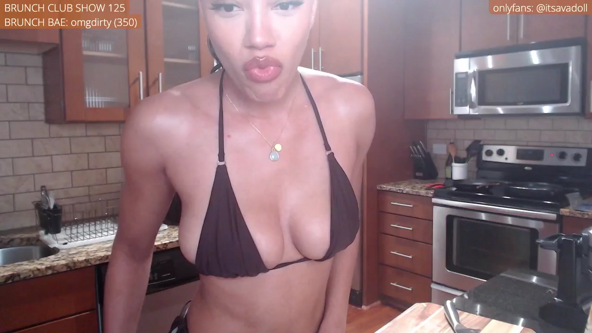 Gallery image thumbnail from AvaDollxo's myfreecams stream on, 05/25/2024, 19:07 image 4 of 20