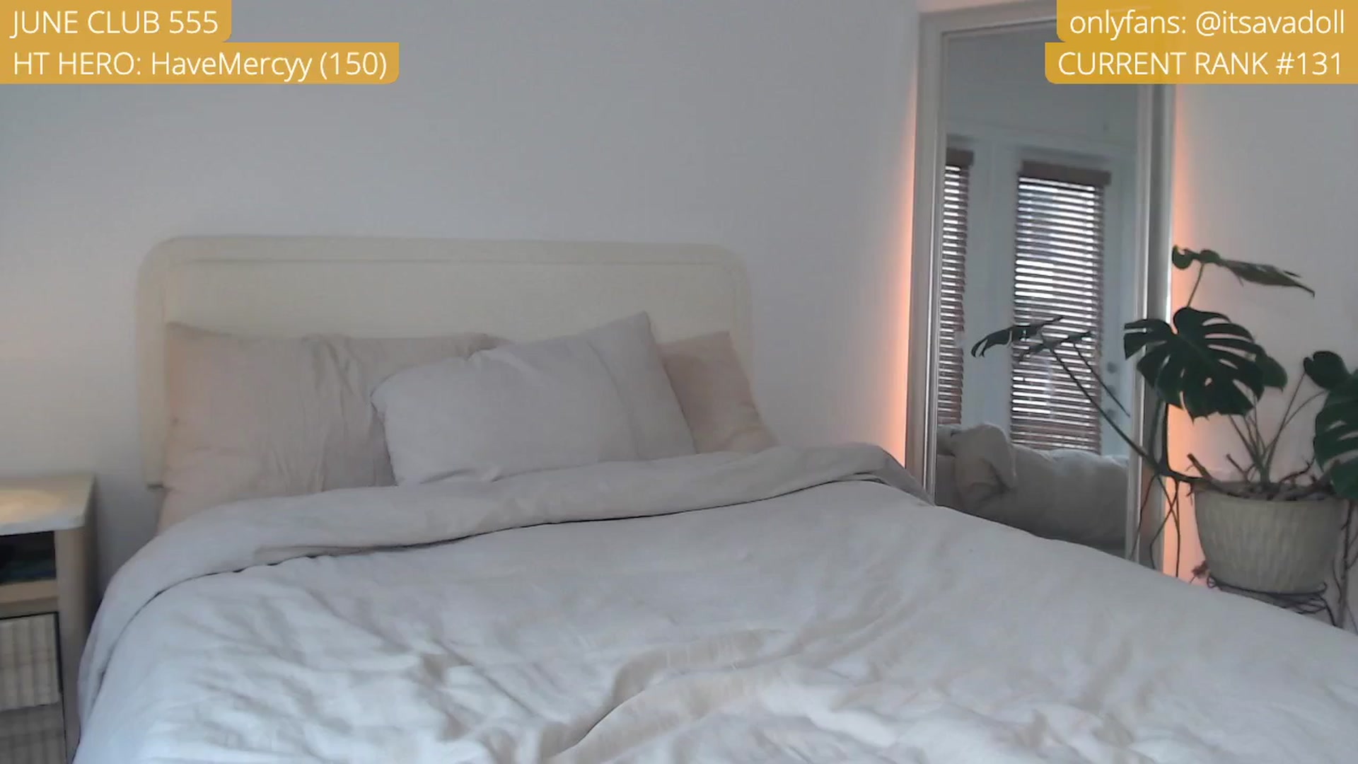 Gallery image thumbnail from AvaDollxo's myfreecams stream on, 06/10/2024, 21:39 image 13 of 20