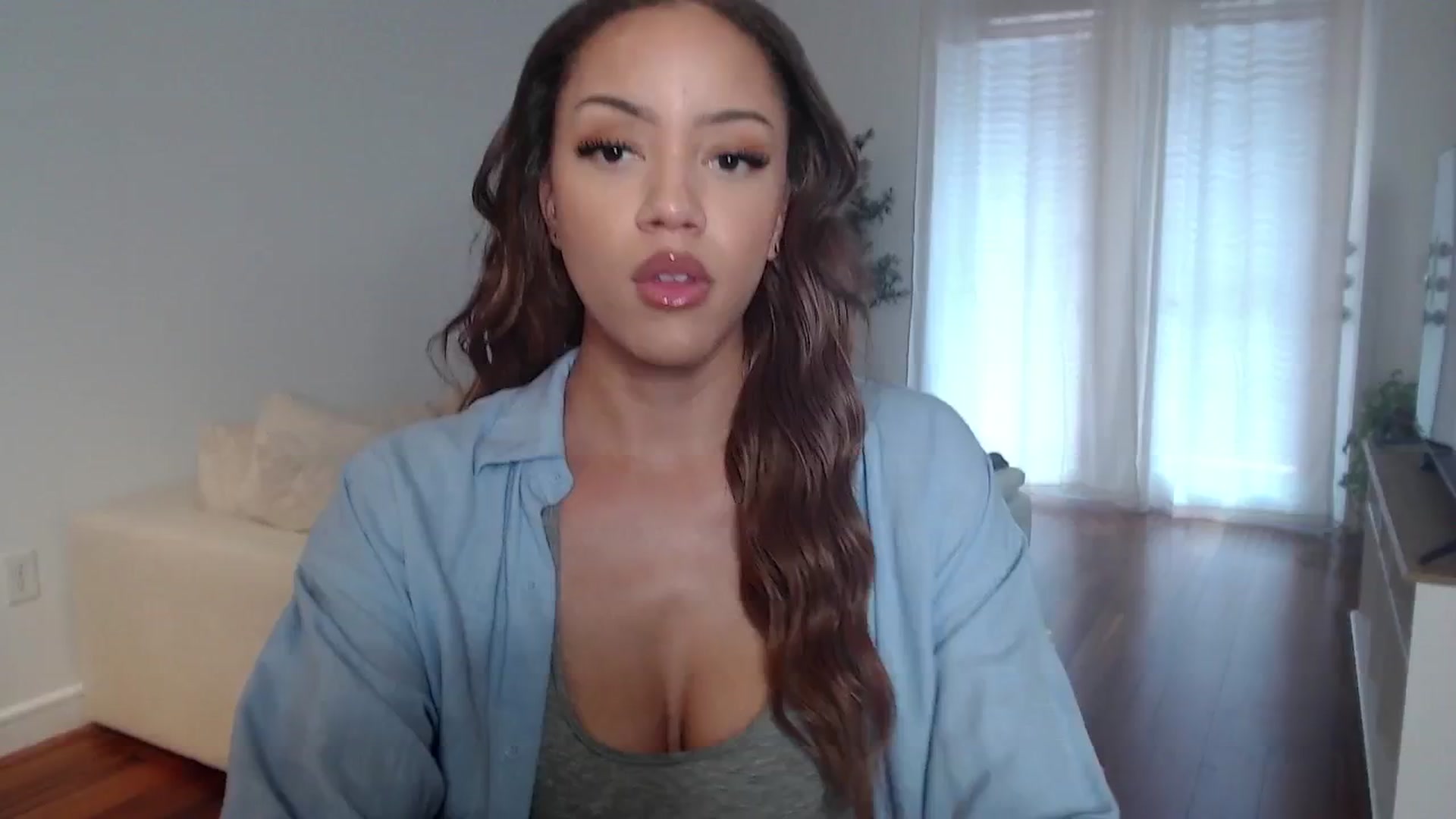 Gallery image thumbnail from AvaDollxo's myfreecams stream on, 07/01/2024, 19:35 image 1 of 20