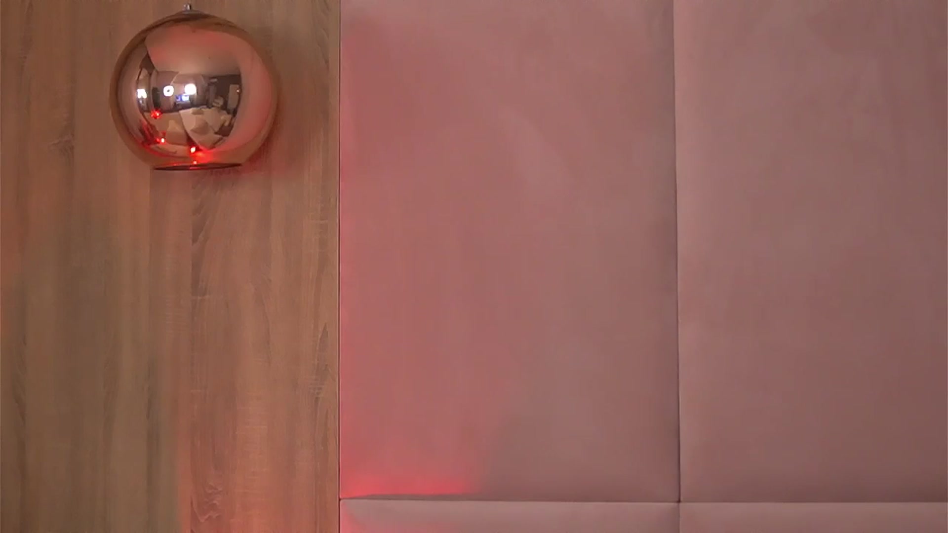 Gallery image thumbnail from AvaHeath's myfreecams stream on, 03/19/2025, 23:58 image 12 of 20