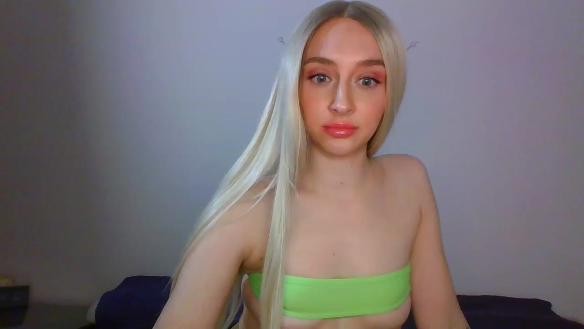 Gallery image thumbnail from AvaHoney's myfreecams stream on, 06/01/2023, 09:24 image 17 of 20