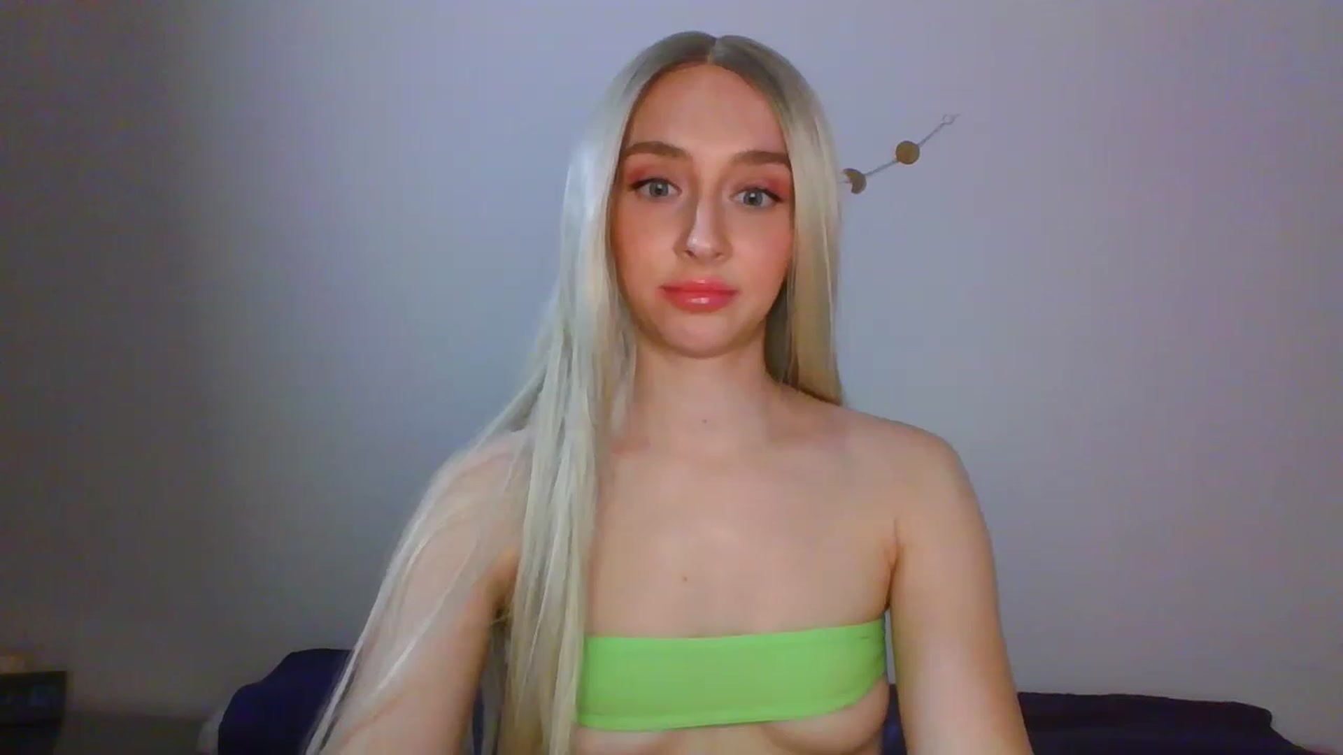 Gallery image thumbnail from AvaHoney's myfreecams stream on, 06/01/2023, 09:24 image 18 of 20