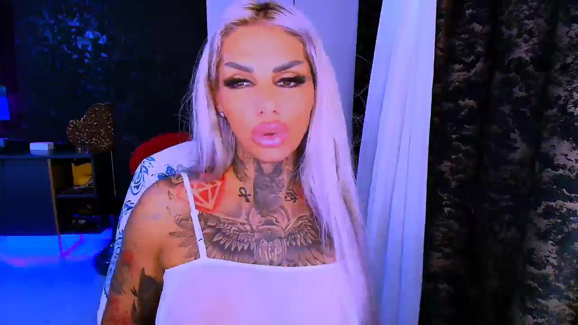Gallery image thumbnail from AvaK777's myfreecams stream on, 07/26/2025, 07:49 image 4 of 20