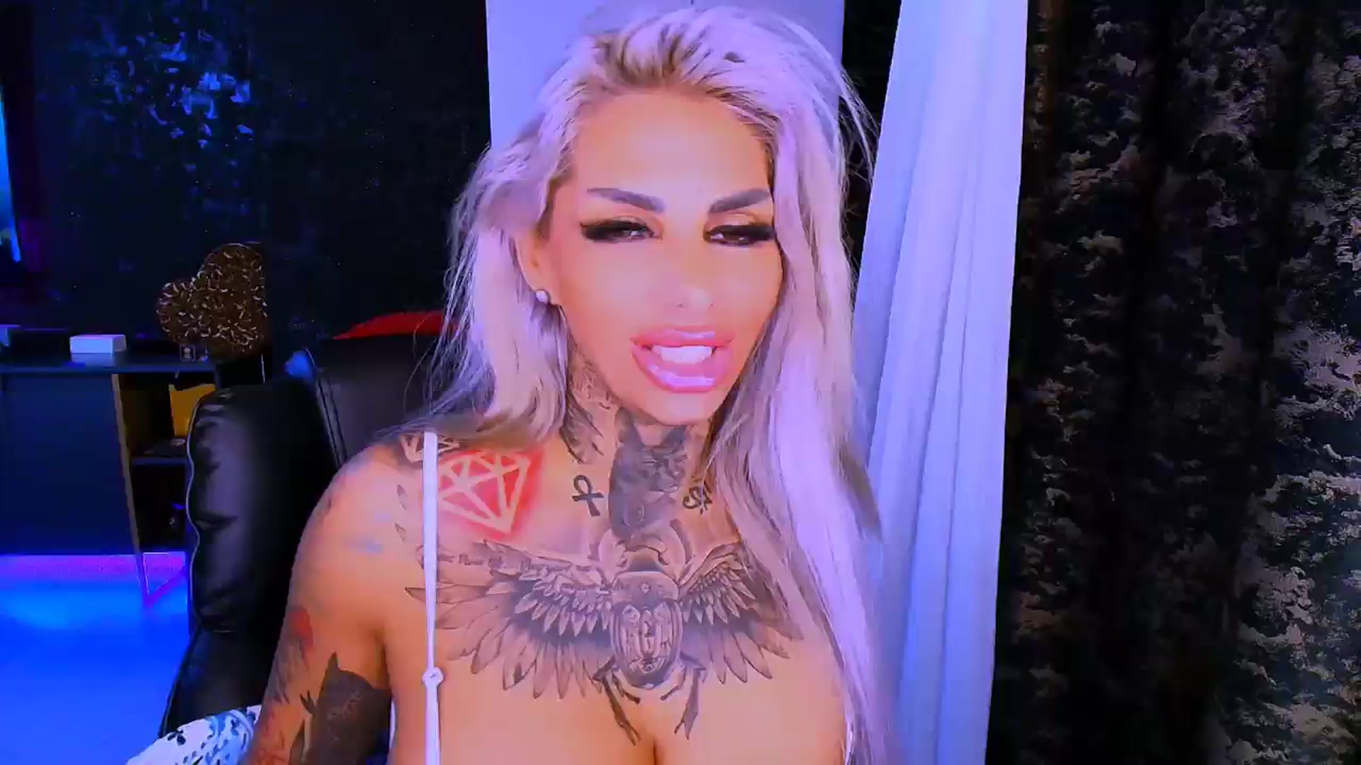 Gallery image thumbnail from AvaK777's myfreecams stream on, 07/26/2025, 08:03 image 1 of 20
