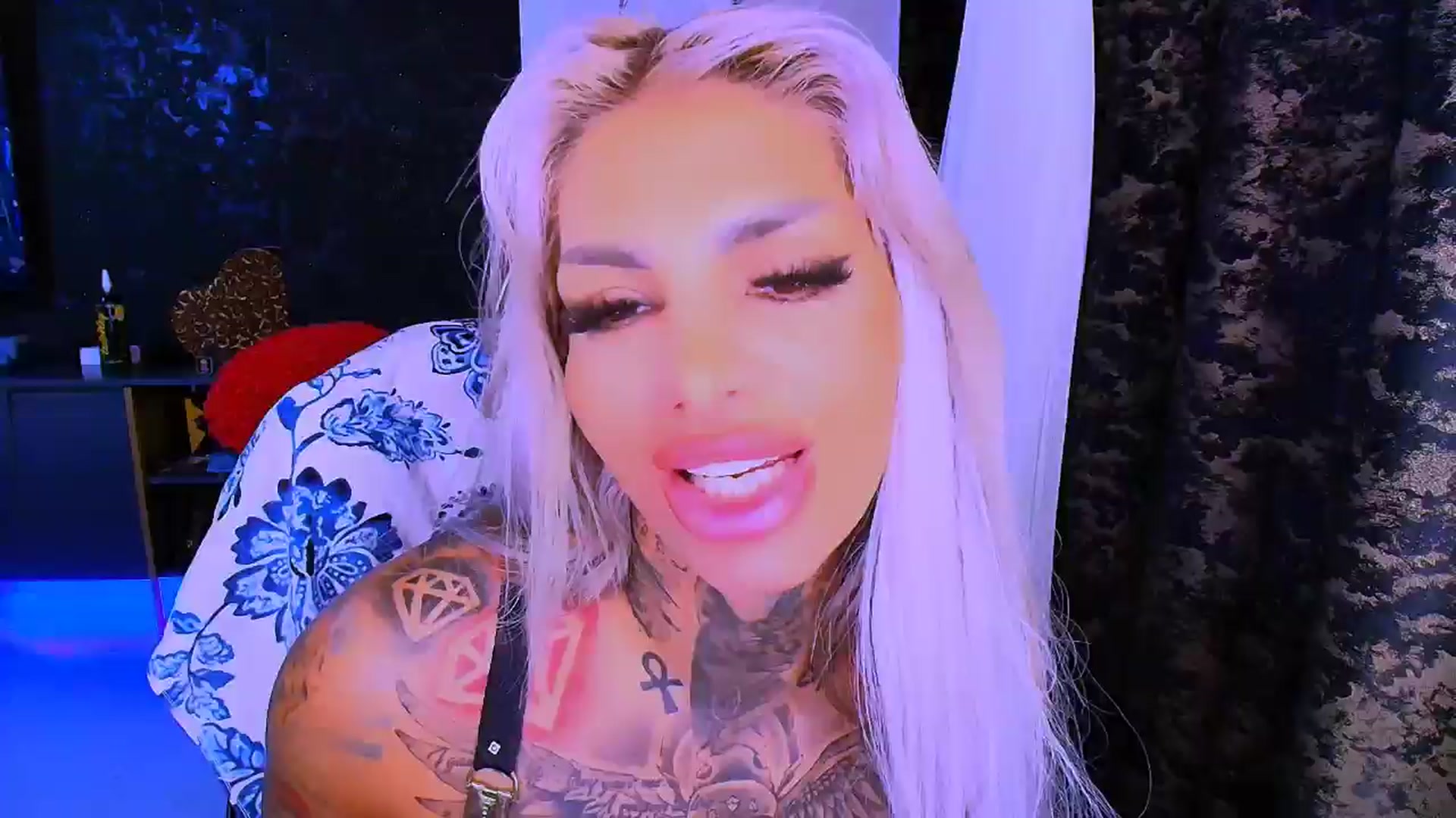 Gallery image thumbnail from AvaK777's myfreecams stream on, 07/27/2025, 06:43 image 14 of 20