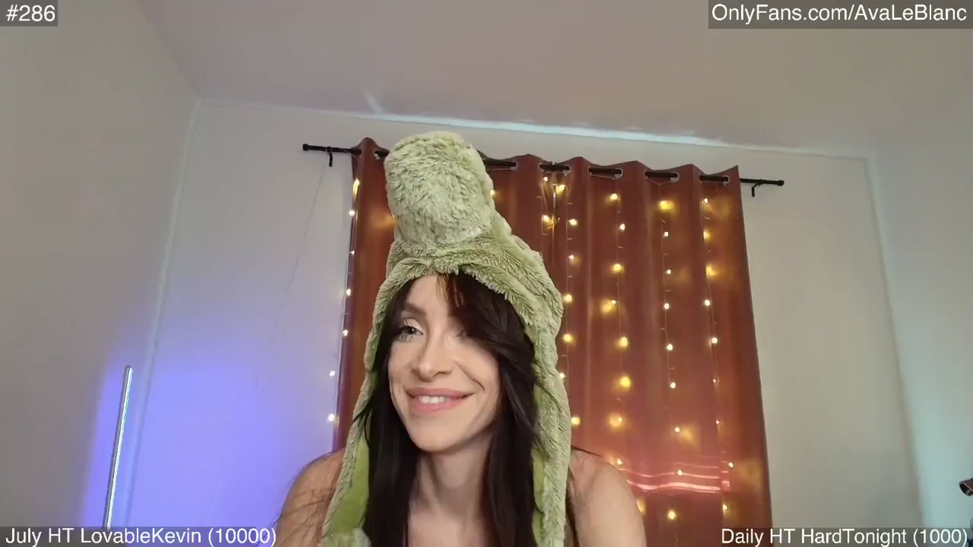 Gallery image thumbnail from AvaLeBlanc's myfreecams stream on, 07/19/2025, 01:46 image 18 of 20