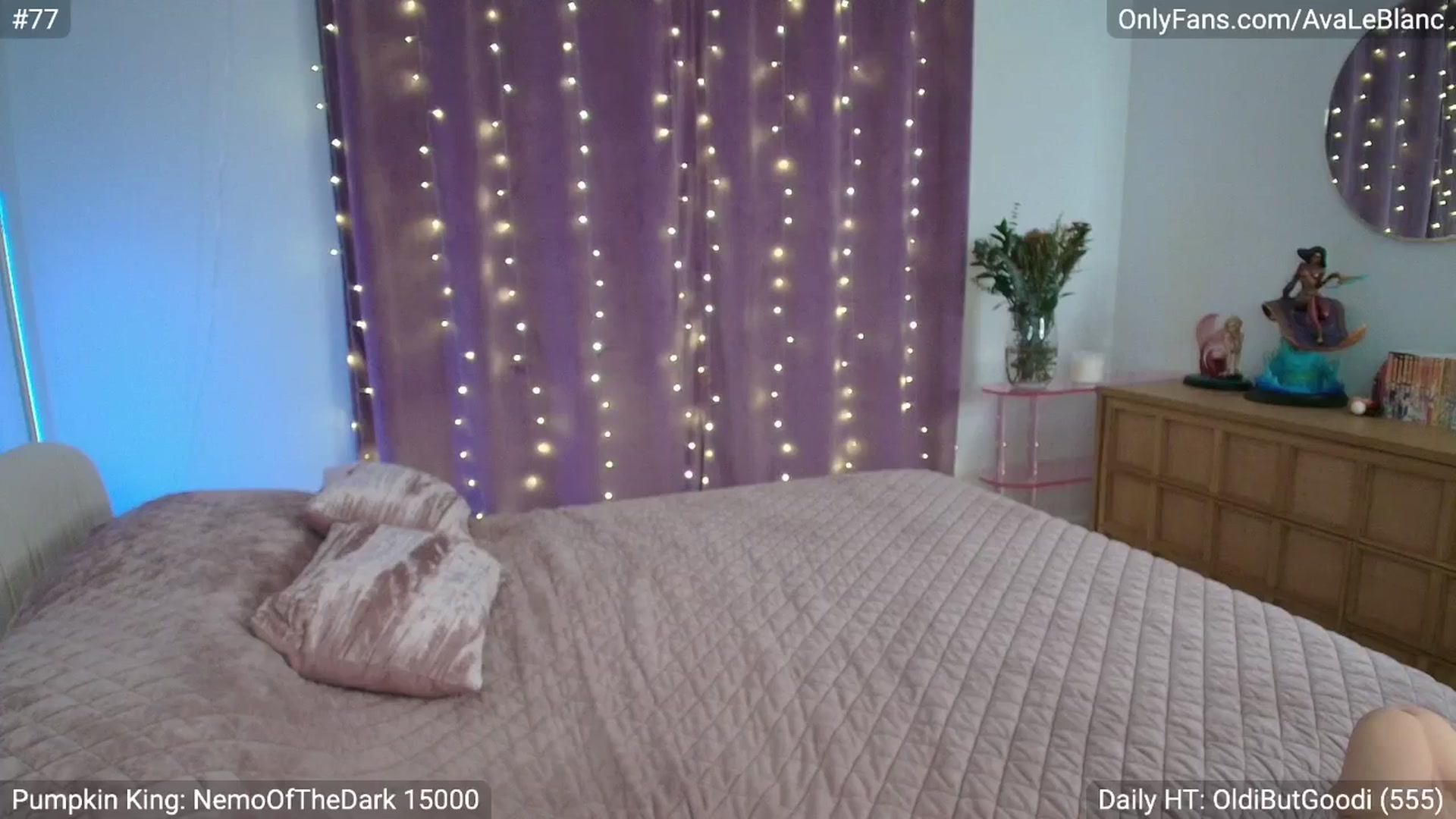 Gallery image thumbnail from AvaLeBlanc's myfreecams stream on, 10/04/2025, 03:50 image 14 of 20
